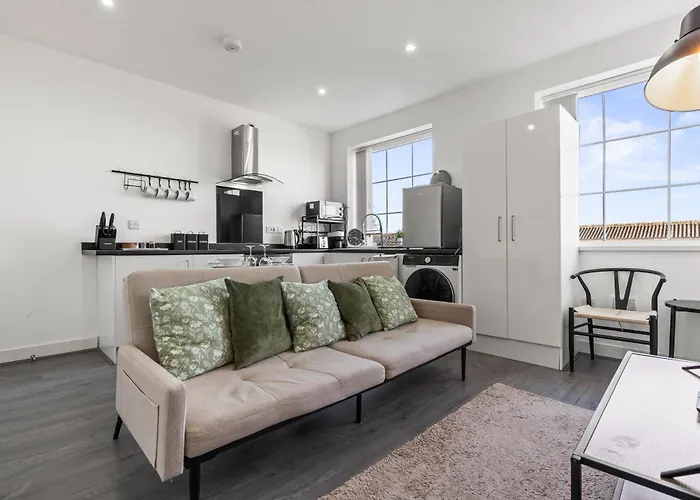 Cosy 2Bed Birmingham Free Parking